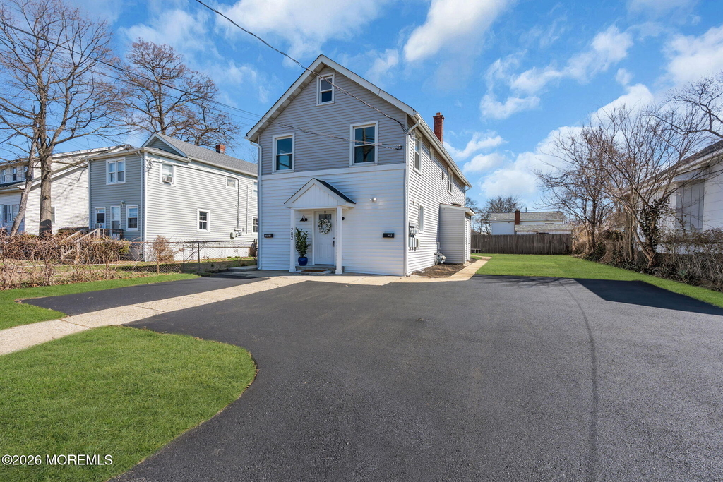 282 Carr Avenue - Photo 1