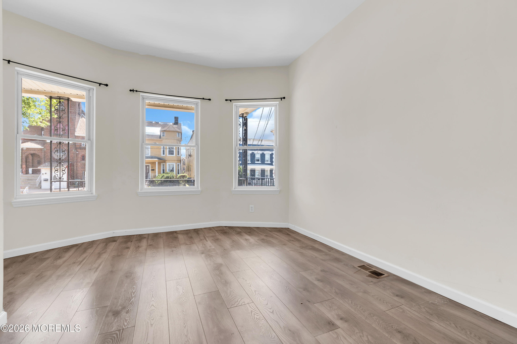 102 Broad Street - Photo 5