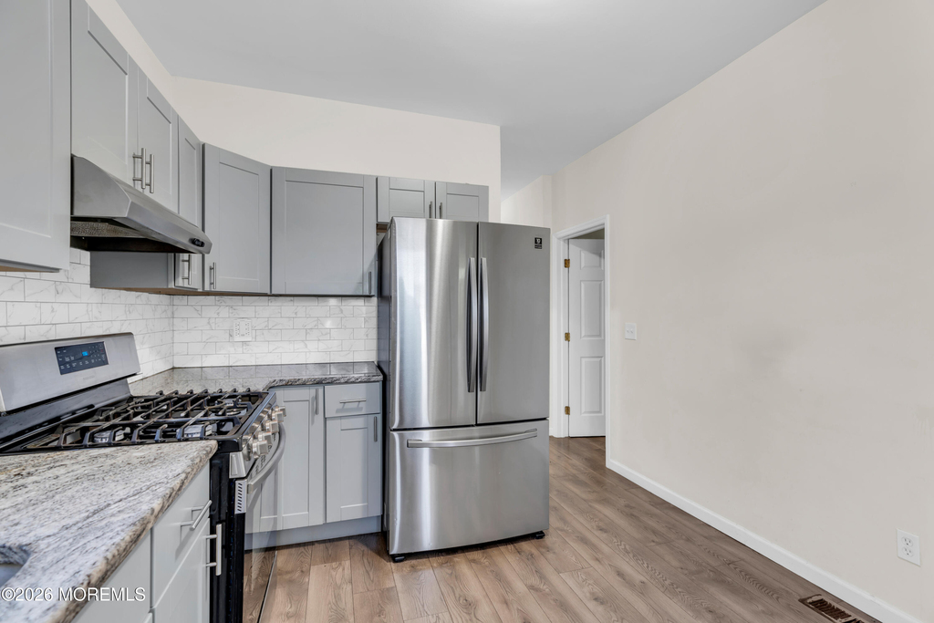 102 Broad Street - Photo 3