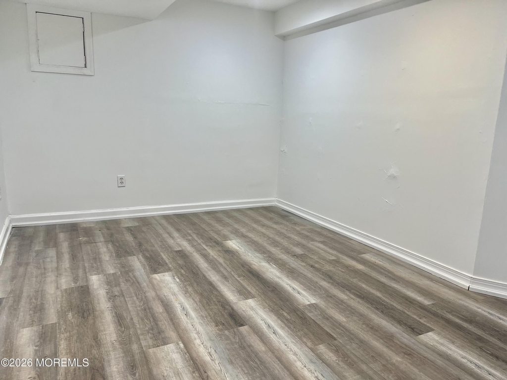12 White Drive - Photo 15