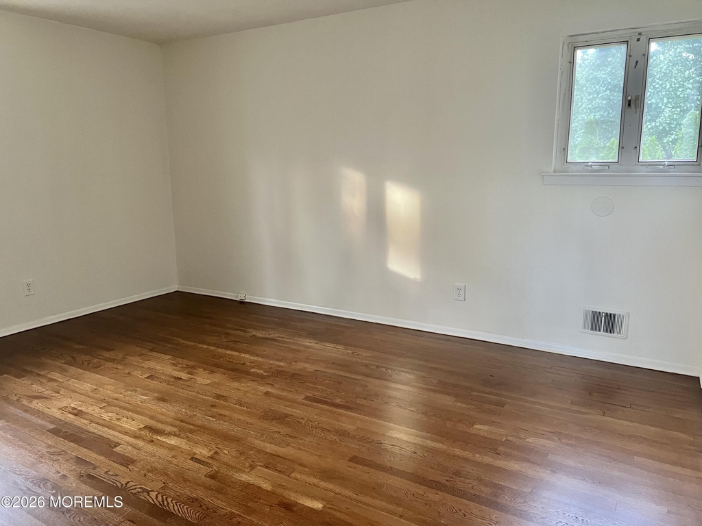 12 White Drive - Photo 10