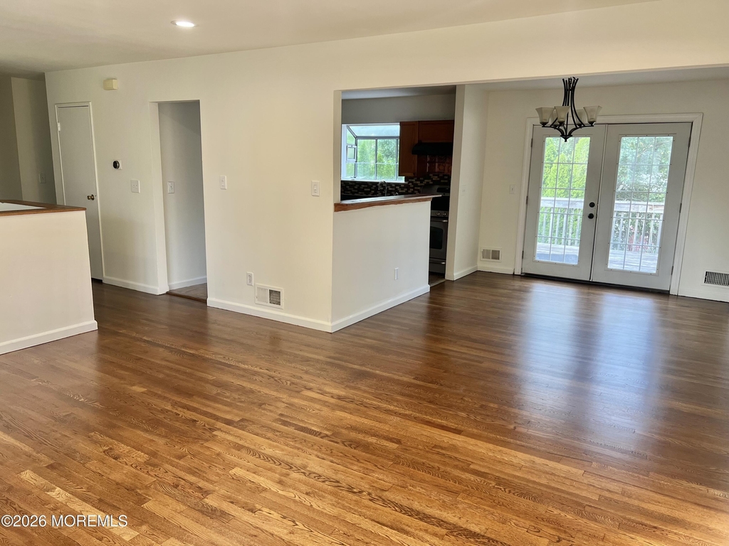 12 White Drive - Photo 6