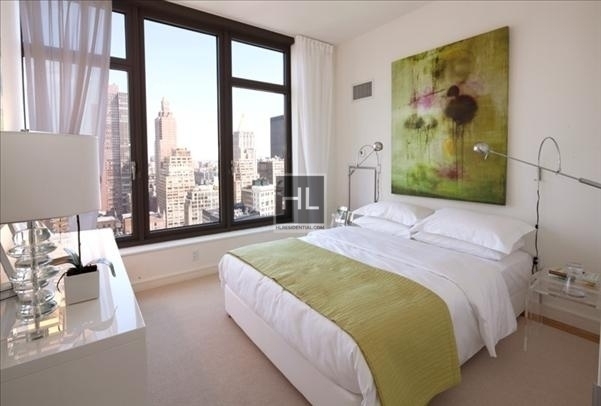 West 29th Street - Photo 5