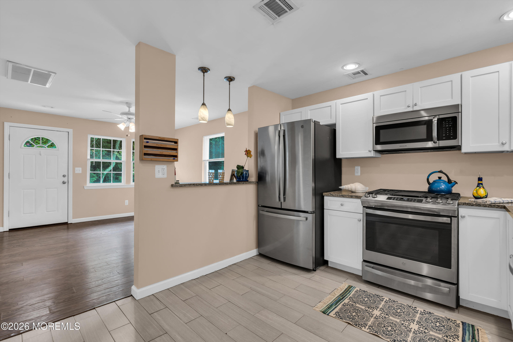 65 Lighthouse Drive - Photo 2