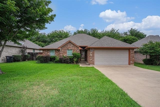 1307 Hyde Park Boulevard - Photo 0