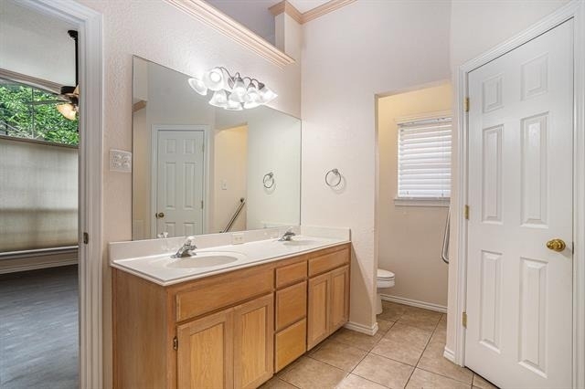 1307 Hyde Park Boulevard - Photo 16