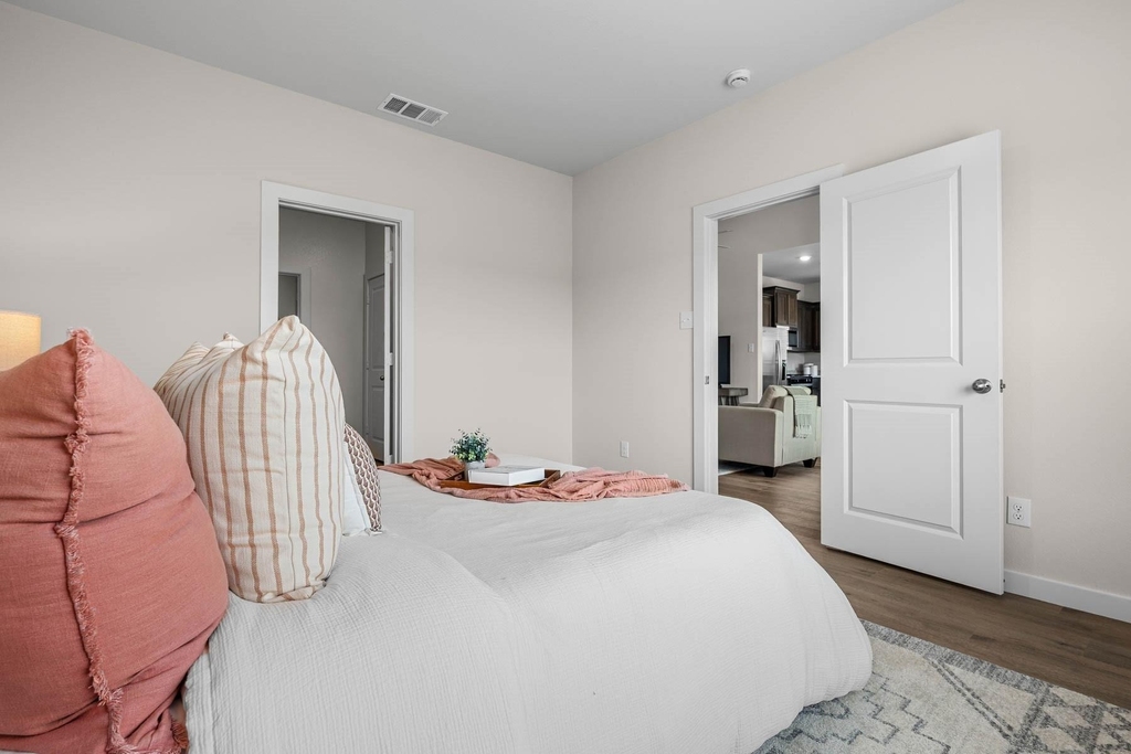 1133 Tempe Lane - Photo 8
