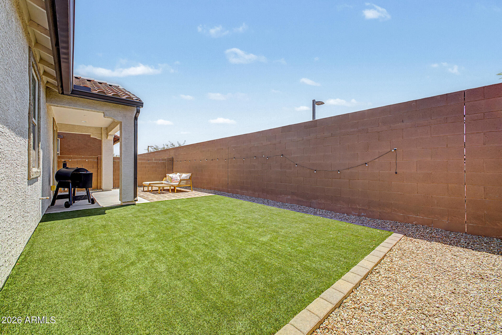 5816 N 90th Drive - Photo 3