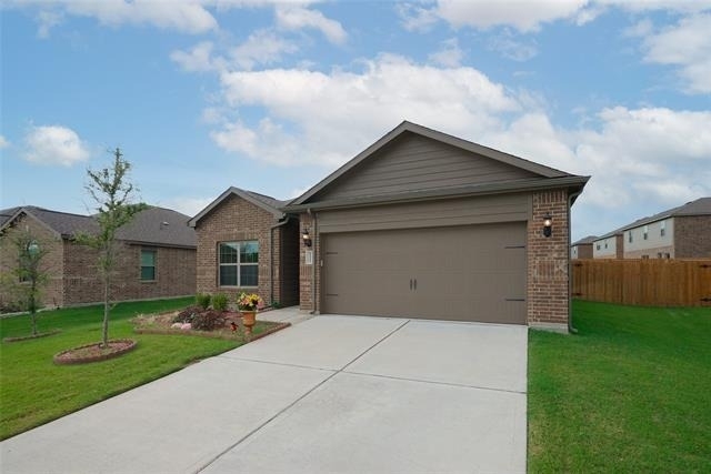 1517 Hill Top Court - Photo 1