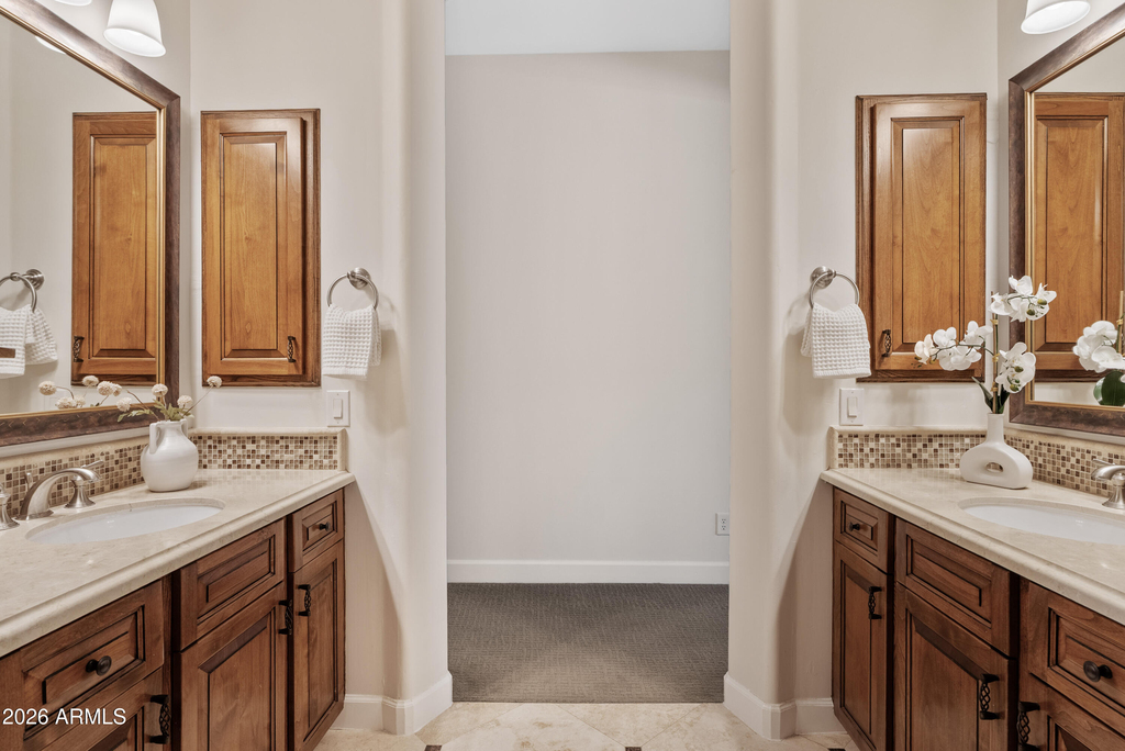 17809 N 57th Place - Photo 9