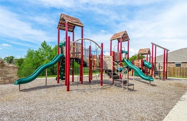 1503 Hill Top Court - Photo 35
