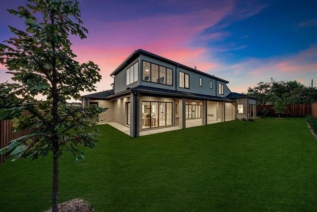 10050 Gooding Drive - Photo 3