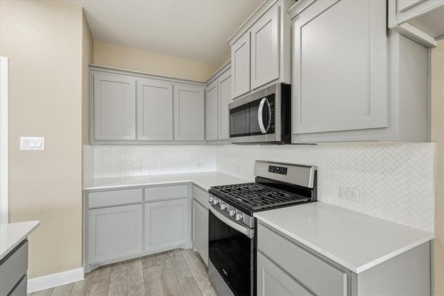 704 Wilmott Terrace - Photo 8