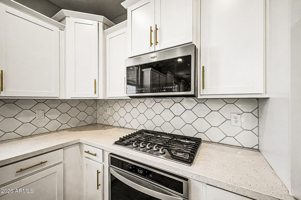 10950 W Beatrice Street - Photo 14