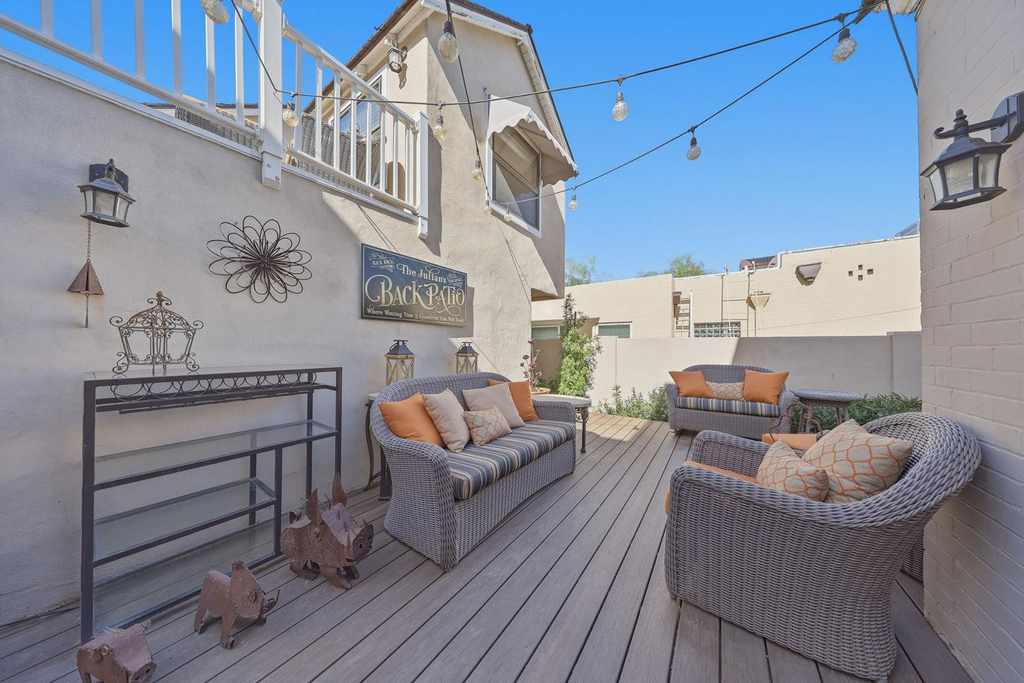 326 W Granada Road - Photo 3