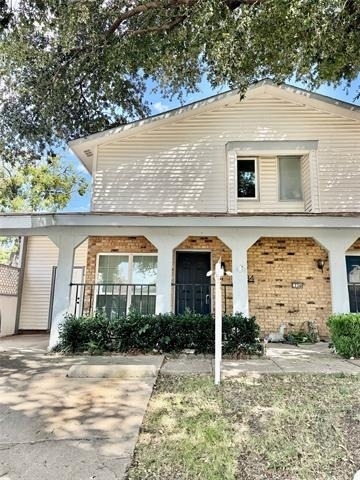 734 Ticonderoga Drive - Photo 0