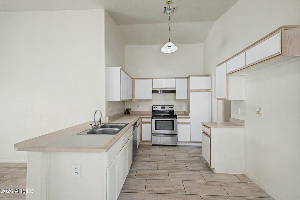 8563 W Mission Lane - Photo 11