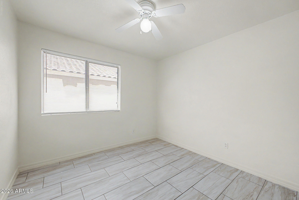 8563 W Mission Lane - Photo 19