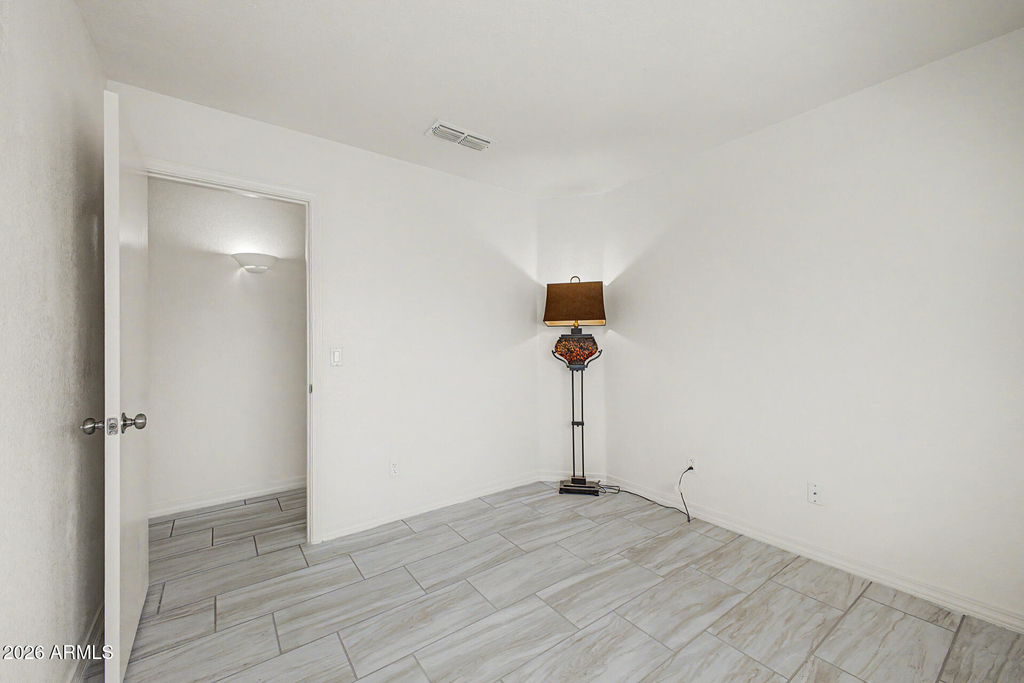 8563 W Mission Lane - Photo 22