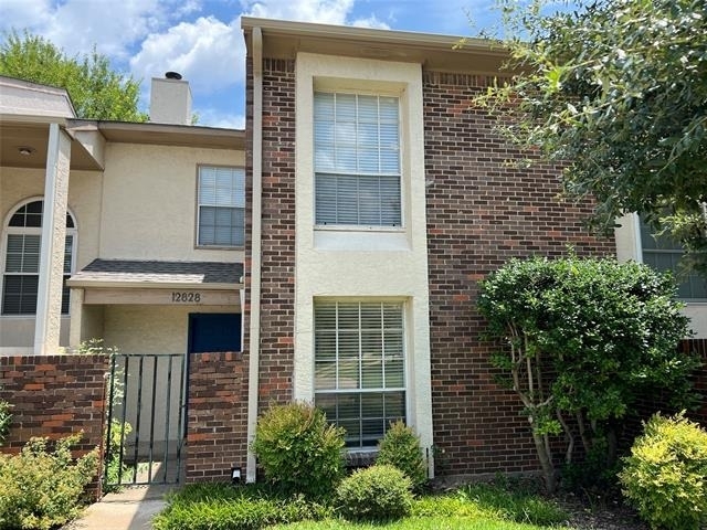 12828 Woodbend Court - Photo 5