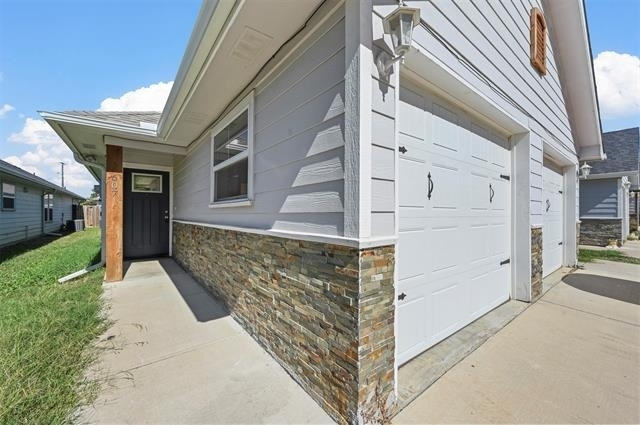 607 E Carter Street - Photo 17