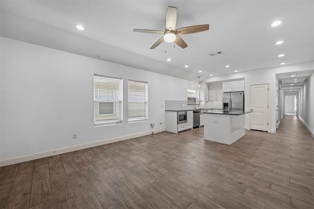 607 E Carter Street - Photo 2