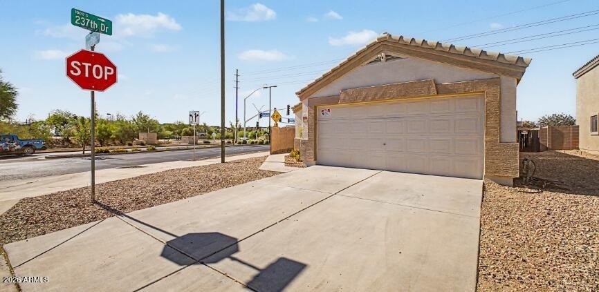 23765 W Desert Bloom Street - Photo 1
