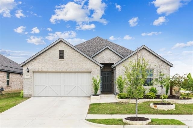 1424 Bellaire Street - Photo 0