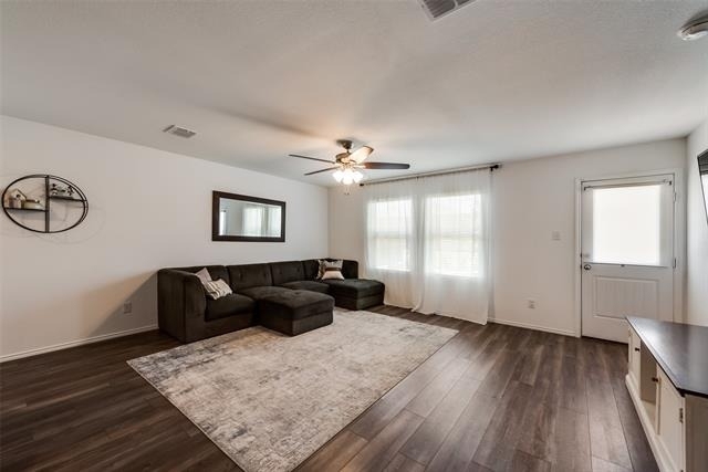 1516 Deerchase Drive - Photo 5