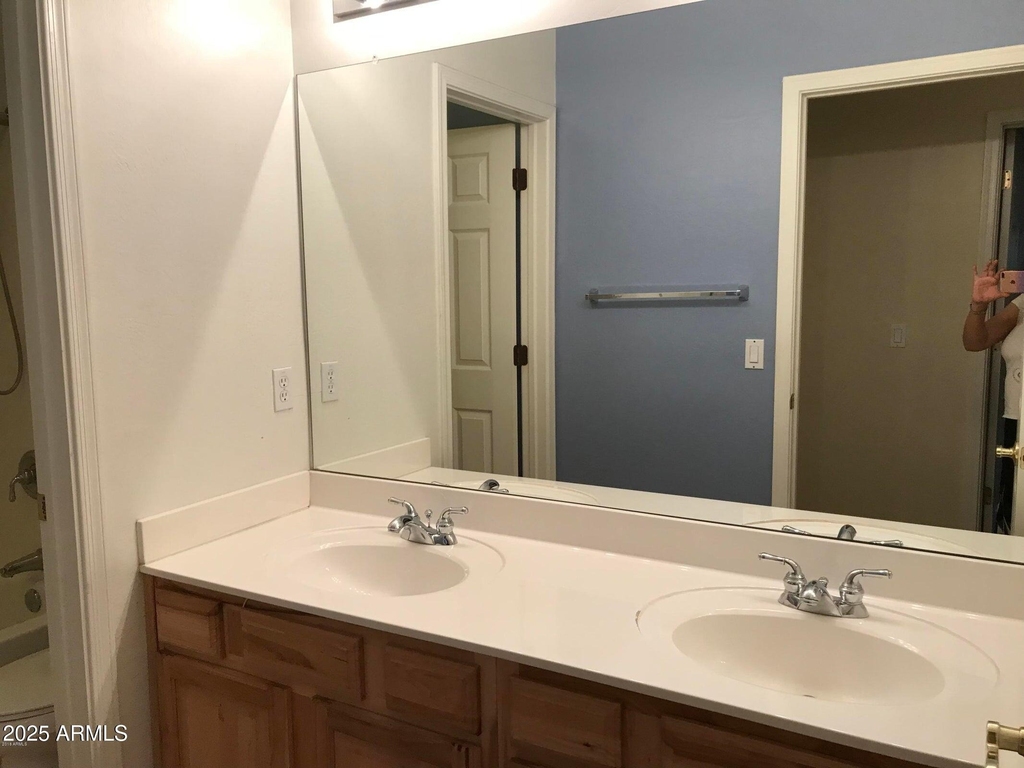 16804 W Northampton Road - Photo 23