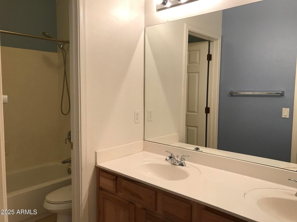 16804 W Northampton Road - Photo 24