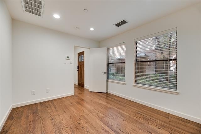 2411 N Hall Street - Photo 3