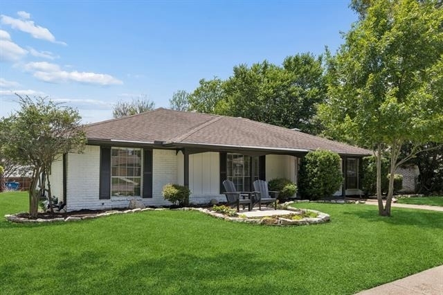 5909 Mark Lane - Photo 0