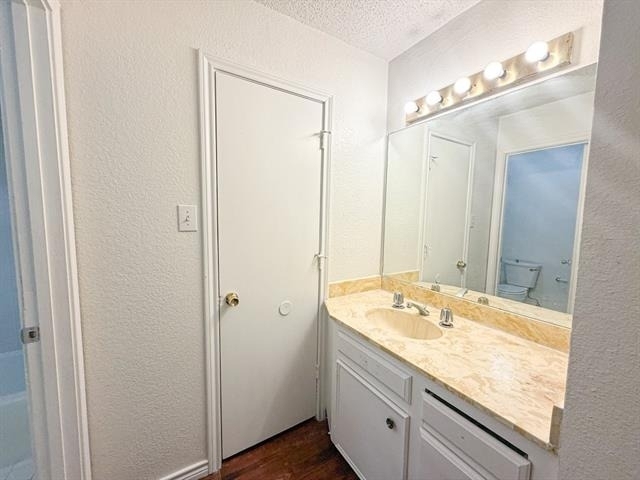 614 Towne House Lane - Photo 17