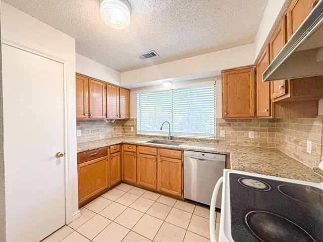 614 Towne House Lane - Photo 8