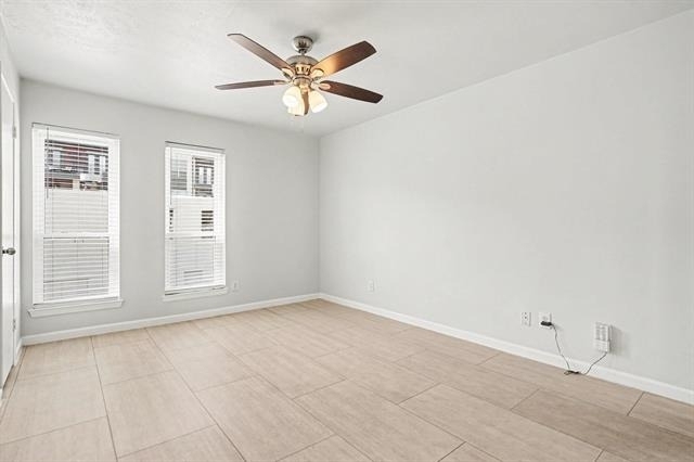 5926 Sandhurst Lane - Photo 12