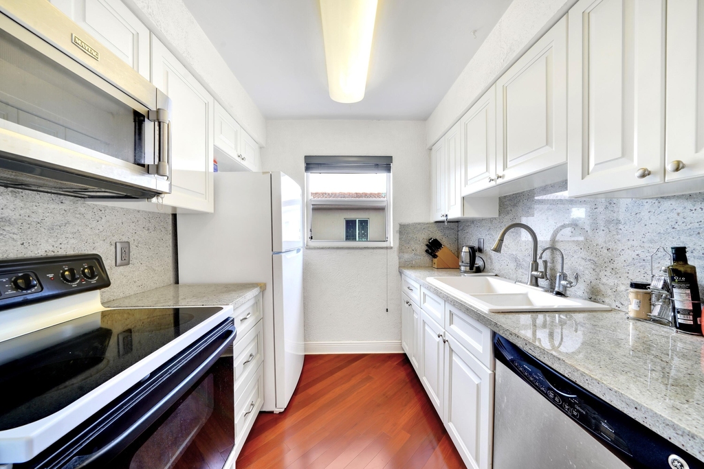 2701 Middle River Drive - Photo 35