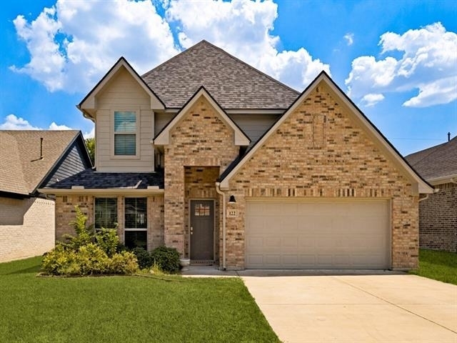 122 Elm Lane - Photo 0