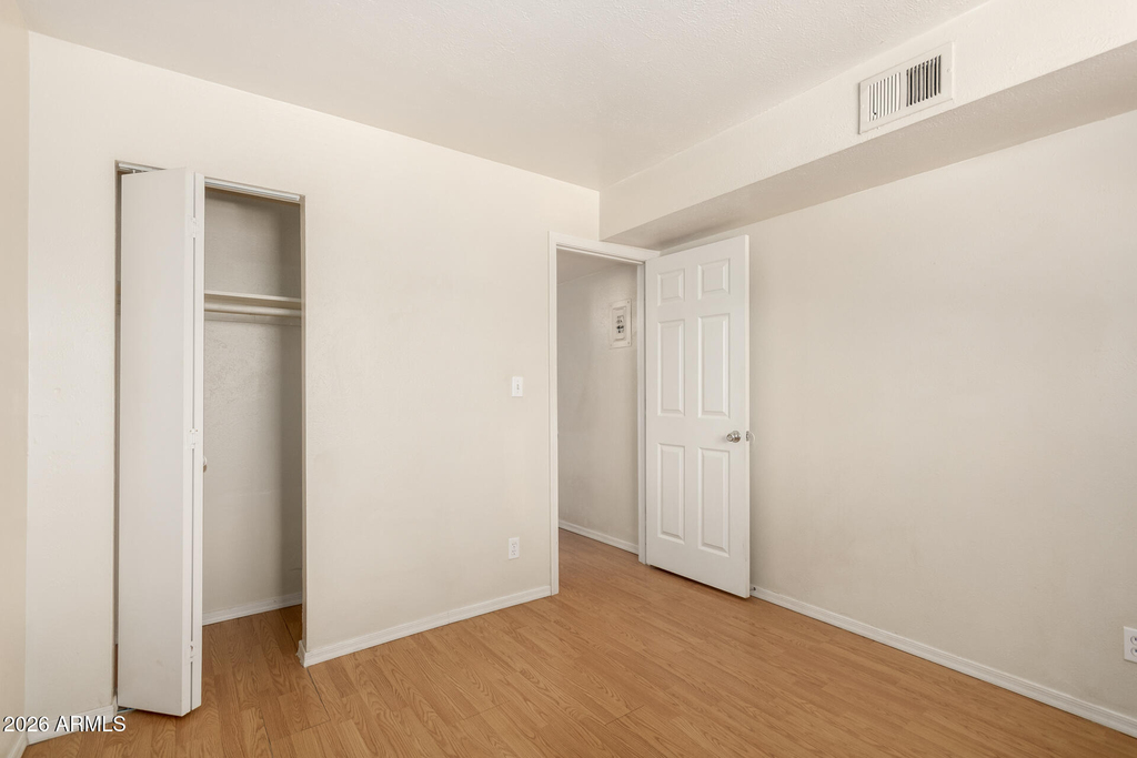 1204 W 5th Street - Photo 12
