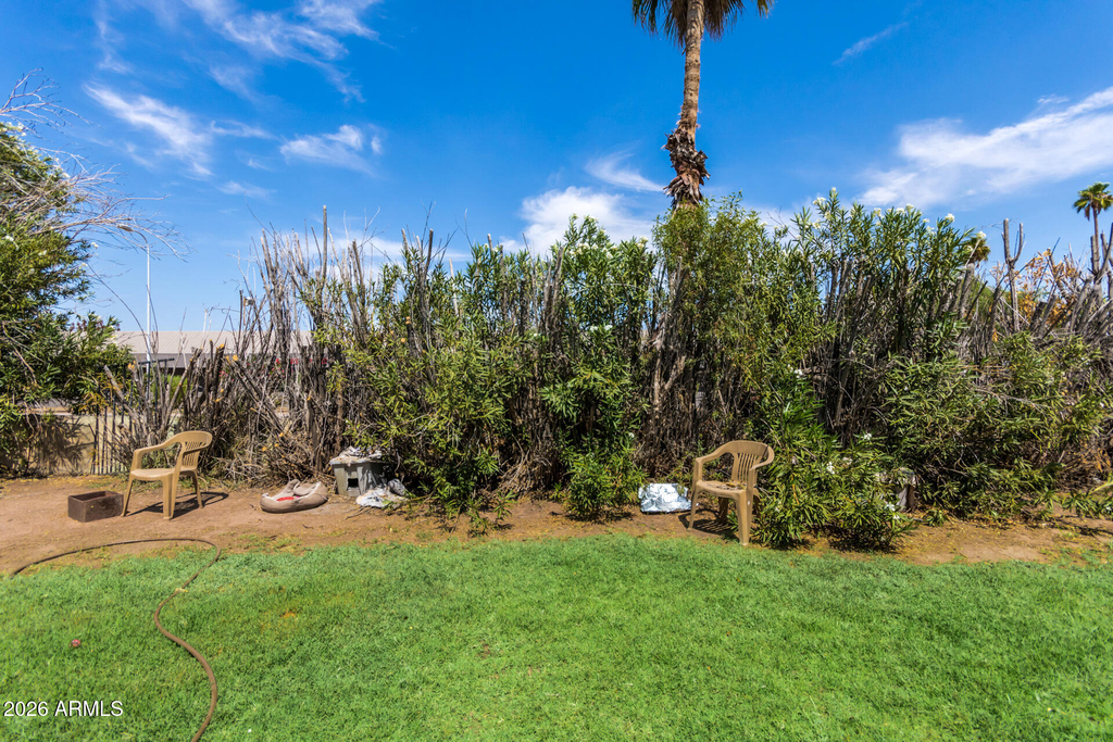 1204 W 5th Street - Photo 14