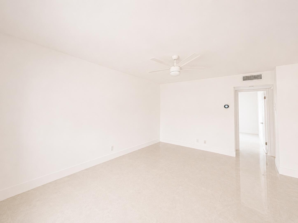 5300 Washington Street - Photo 3