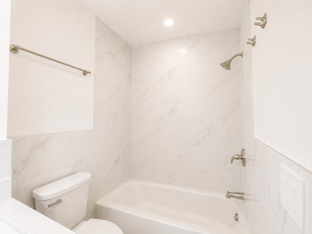 5300 Washington Street - Photo 19