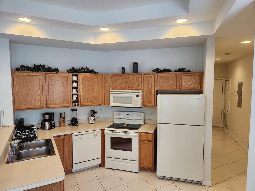 8913 Sandshot Court - Photo 5
