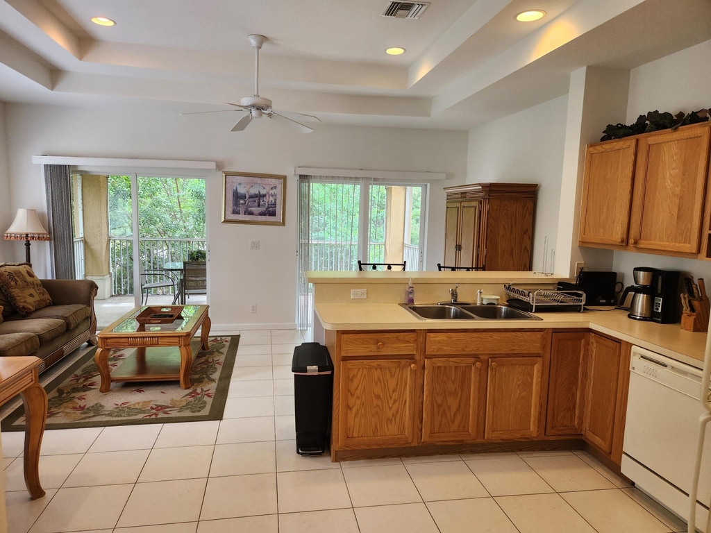 8913 Sandshot Court - Photo 3