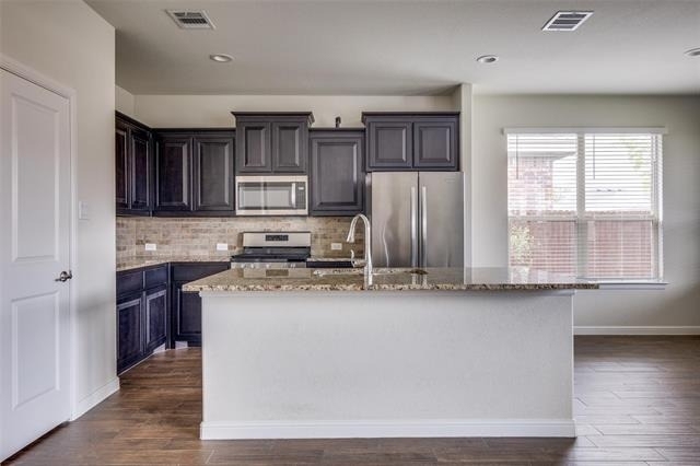 9036 Sycamore Leaf Drive - Photo 8