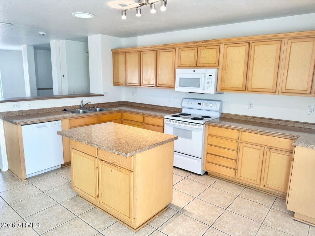 2106 W Alta Vista Road - Photo 13