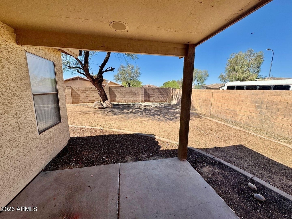 2106 W Alta Vista Road - Photo 33
