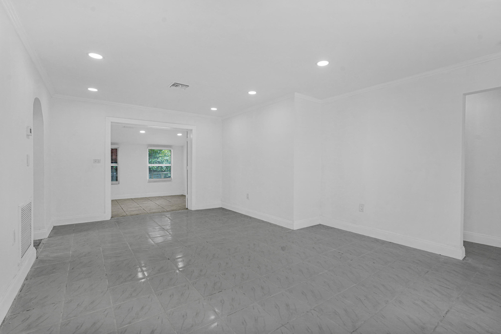6621 Perry Street - Photo 8