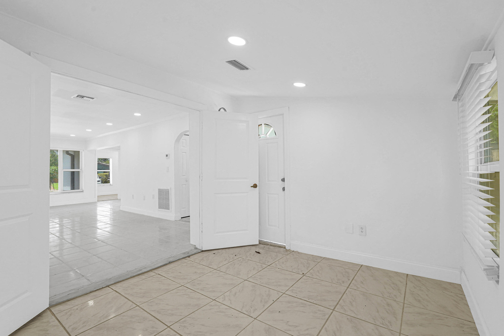 6621 Perry Street - Photo 21