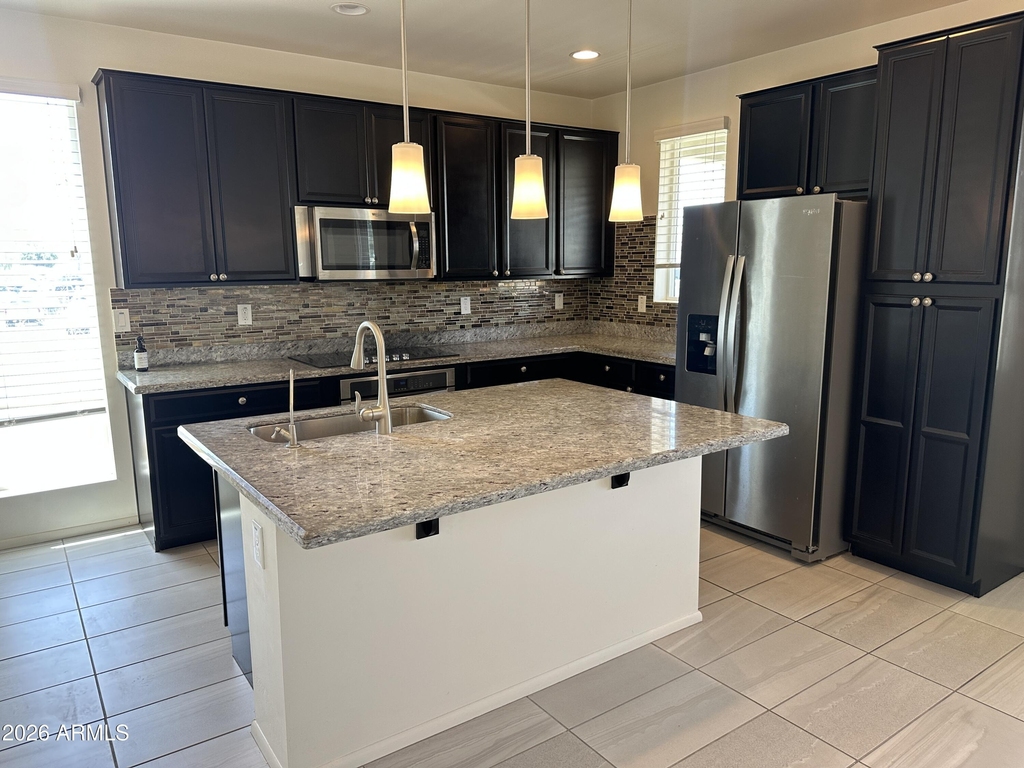 1250 N Abbey Lane - Photo 1
